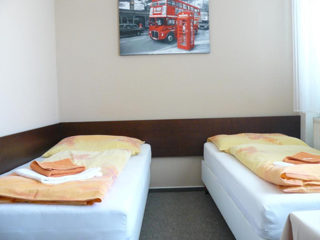 Hotel Bila Ruze Brno Kamer foto