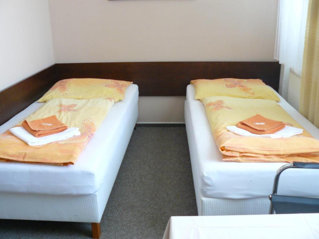 Hotel Bila Ruze Brno Kamer foto