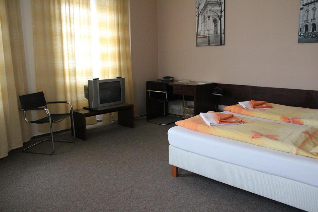 Hotel Bila Ruze Brno Buitenkant foto