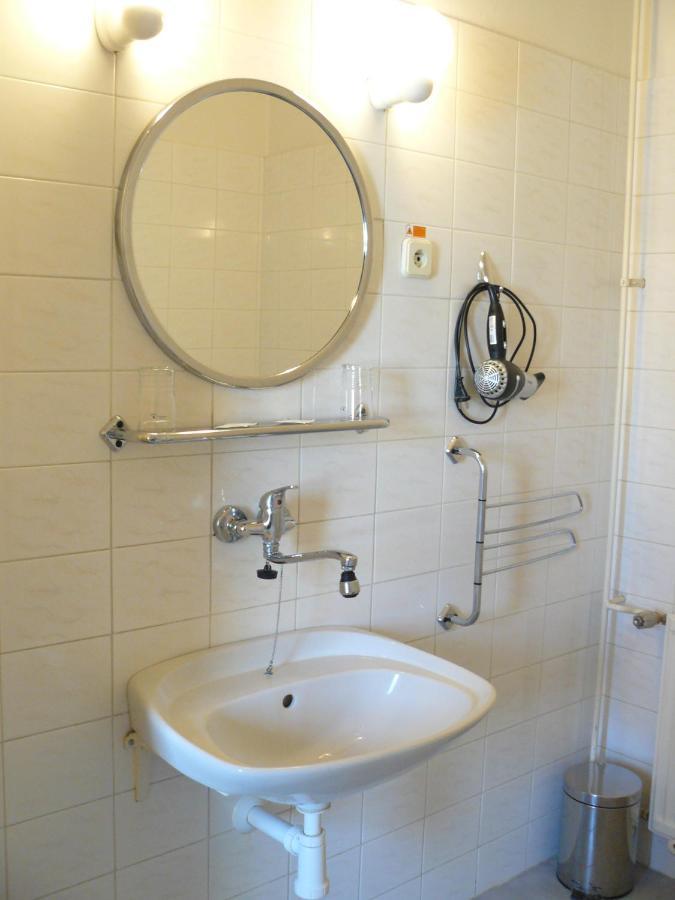 Hotel Bila Ruze Brno Buitenkant foto